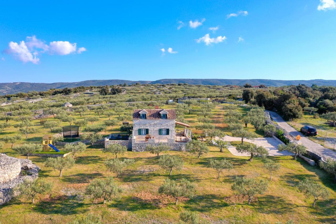 פוסטיר Marina Holiday Home מראה חיצוני תמונה