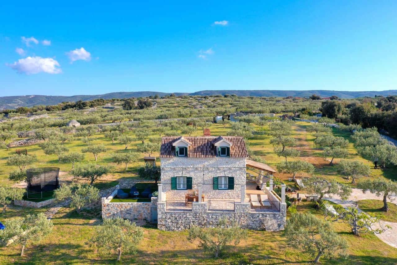 פוסטיר Marina Holiday Home מראה חיצוני תמונה