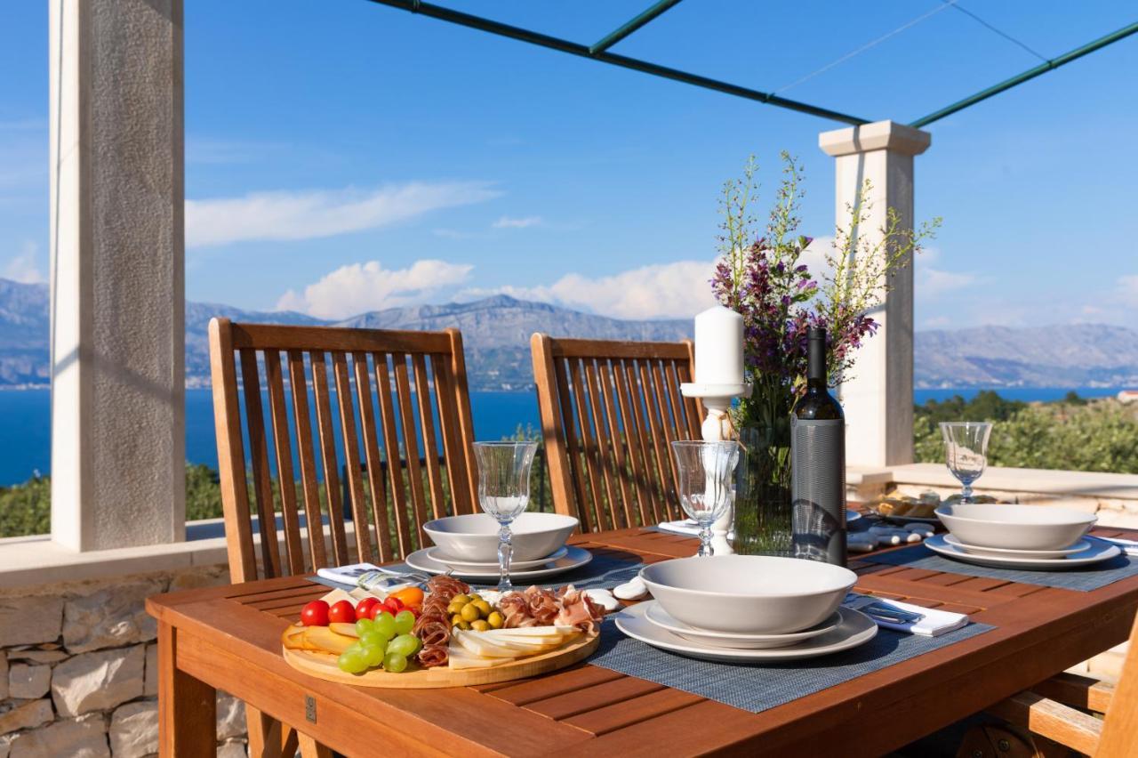 פוסטיר Marina Holiday Home מראה חיצוני תמונה