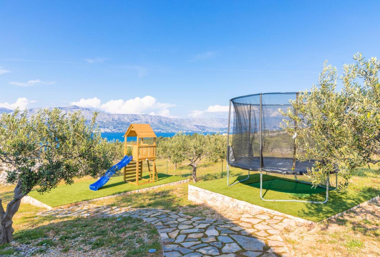 פוסטיר Marina Holiday Home מראה חיצוני תמונה